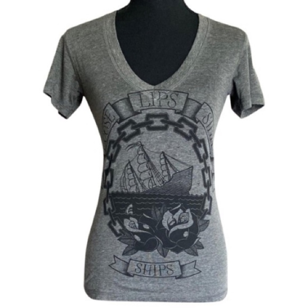 Fatal Lace Detailed Graphic V-Neck Tee